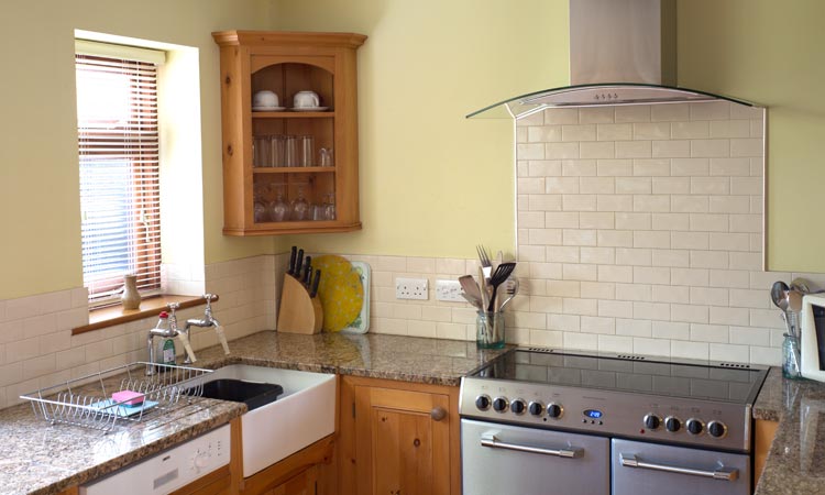 Cottage 41 kitchen